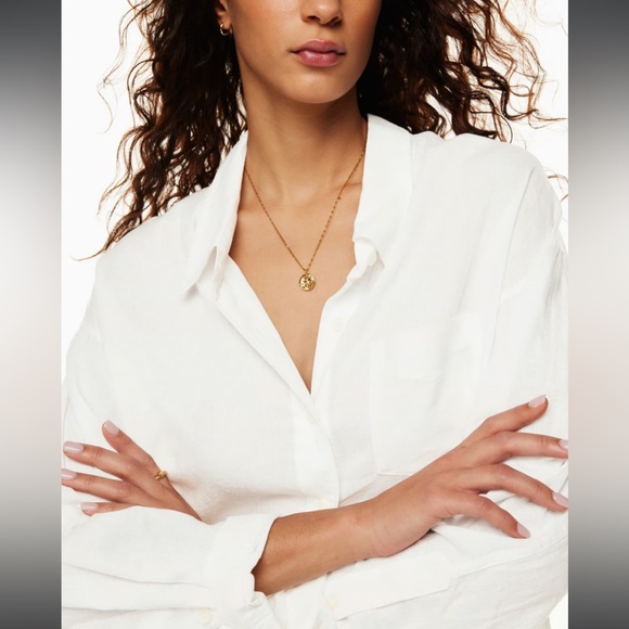 Relaxed Linen Shirt - Picture 2 of 8